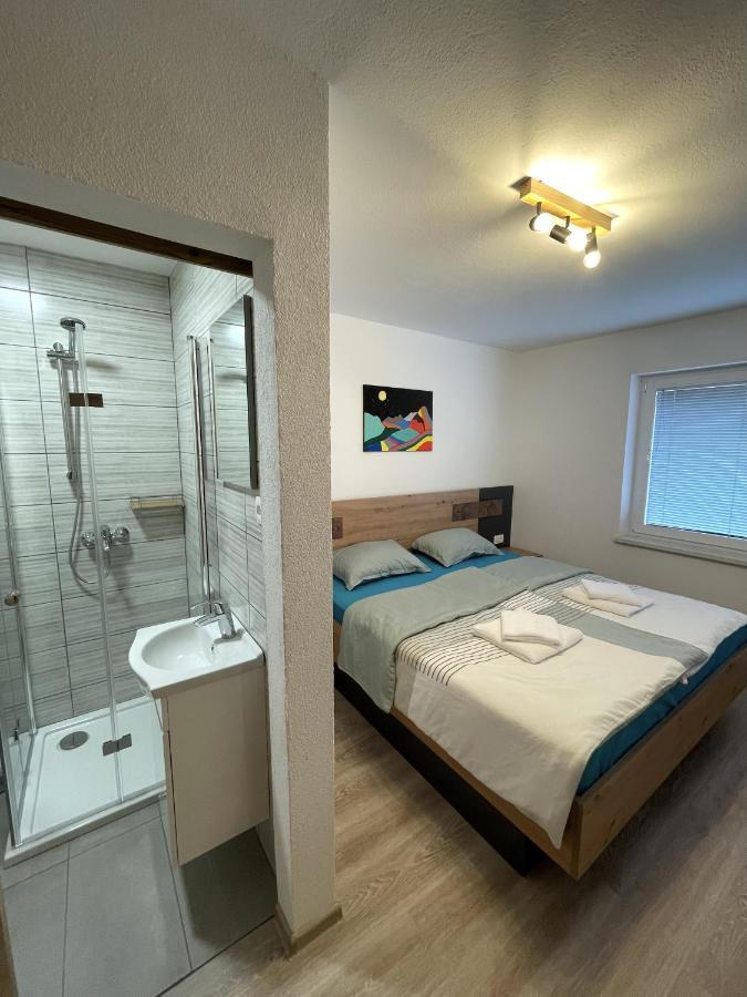 Apartments And Rooms Pri Baslju Cerkno Exterior photo